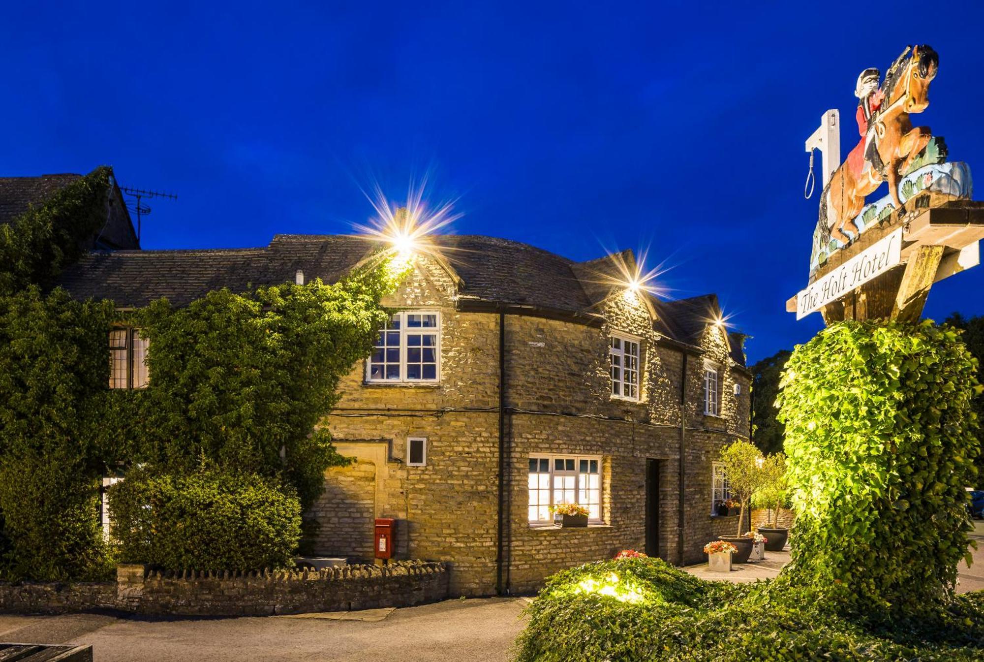 The Holt Hotel Steeple Aston Экстерьер фото